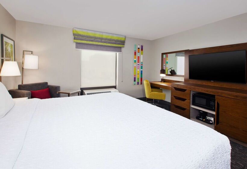 ホテル Hampton Inn Clarion