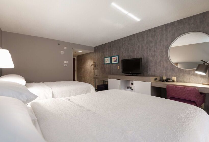 فندق Hampton Inn East Windsor