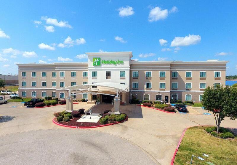 בית מלון כפרי Holiday Inn Express & Suites Southern Pines Pinehurst Area, An Ihg