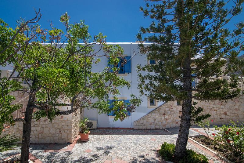 Lofos Apartments