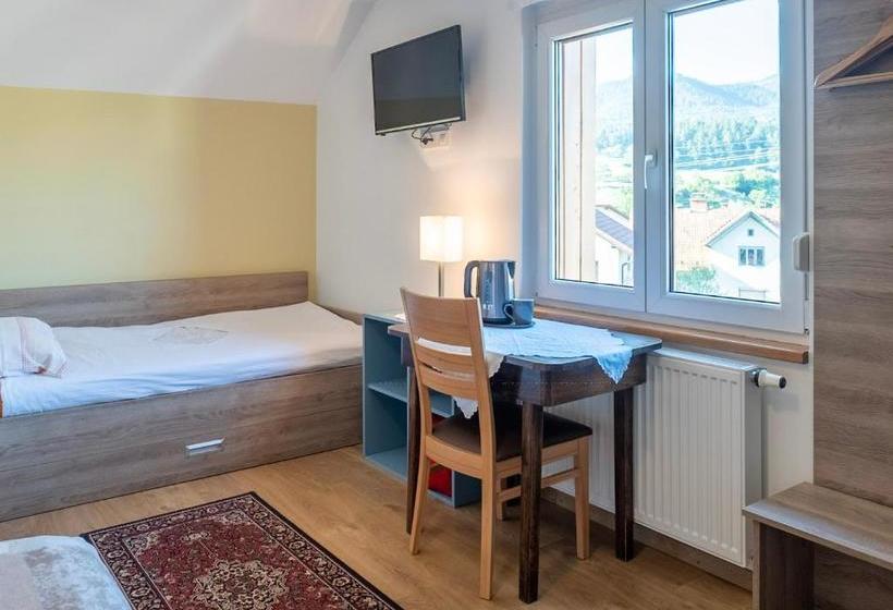 Rooms Pevc & Hostel Ljubno Ob Savinji