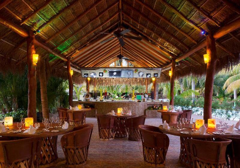 استراحتگاه El Dorado Casitas Royale Catamarán, Cenote & More Inclusive