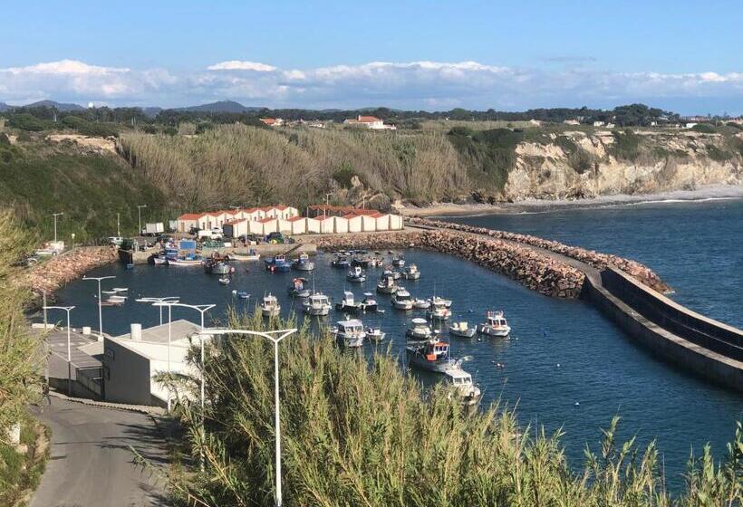مسافرخانه Herdade Do Freixial   Turismo Rural