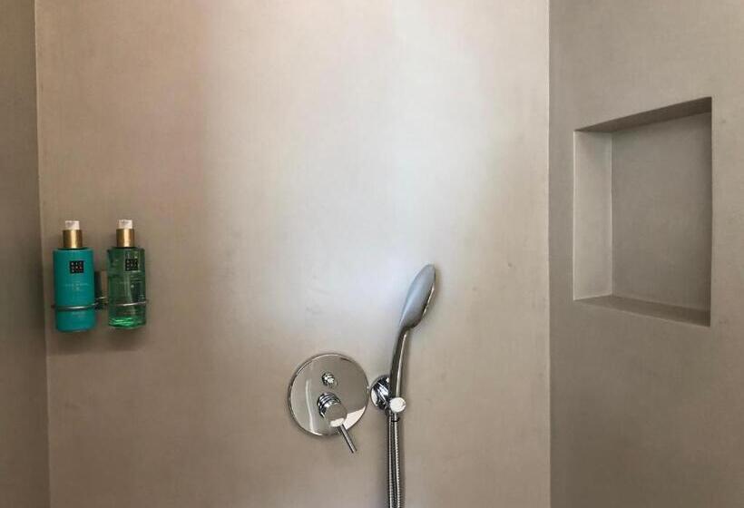 مسافرخانه Herdade Do Freixial   Turismo Rural