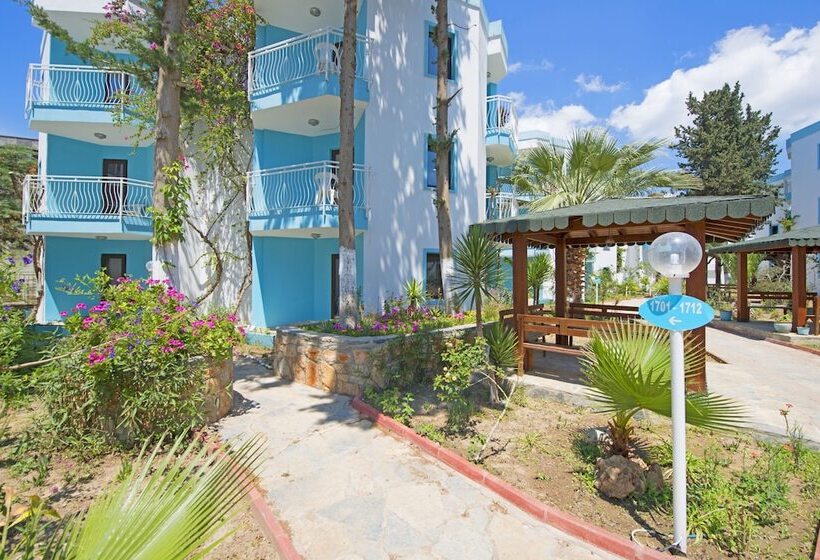 فندق Carina Resort