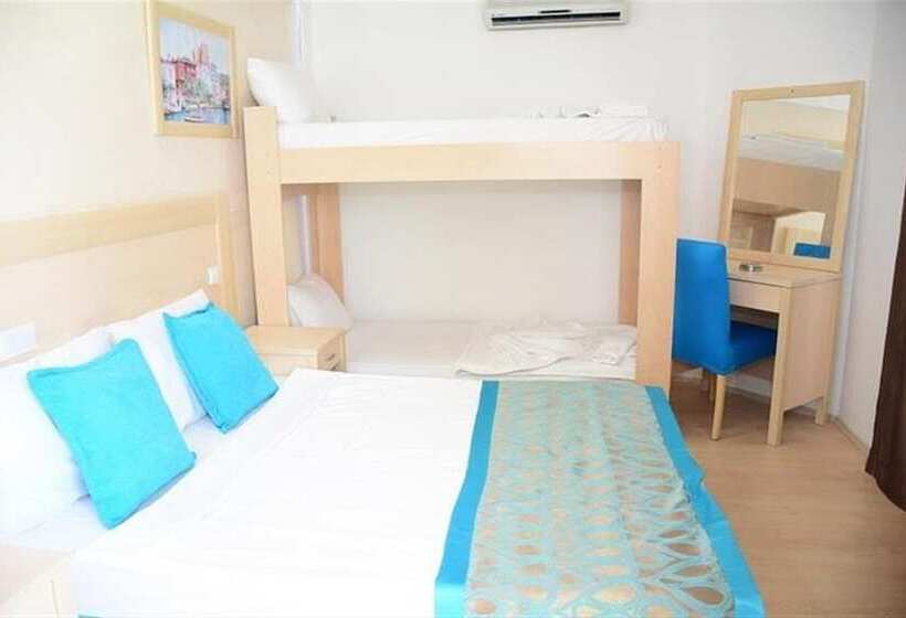 فندق Carina Resort