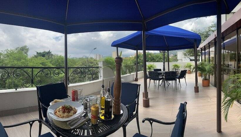 호텔 Cosmos   Cali