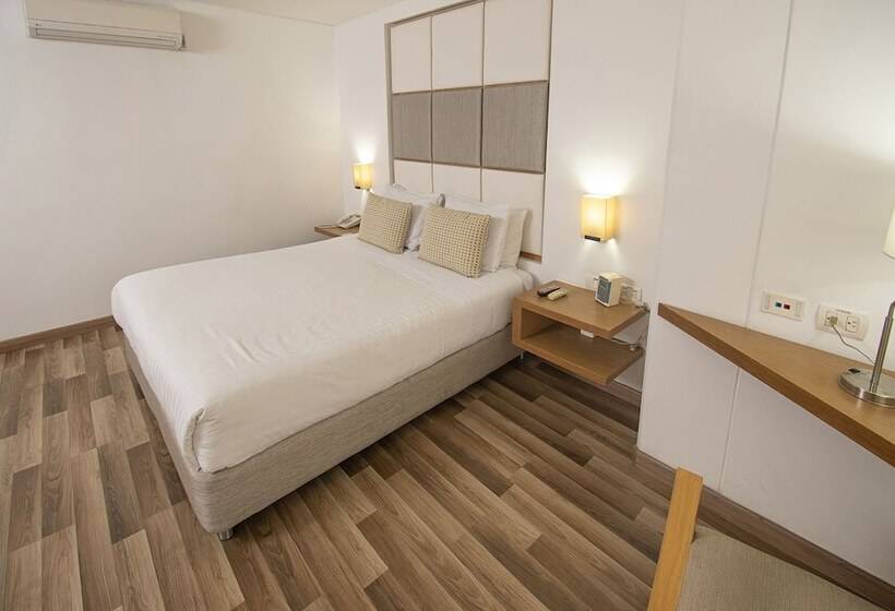 호텔 Cosmos   Cali