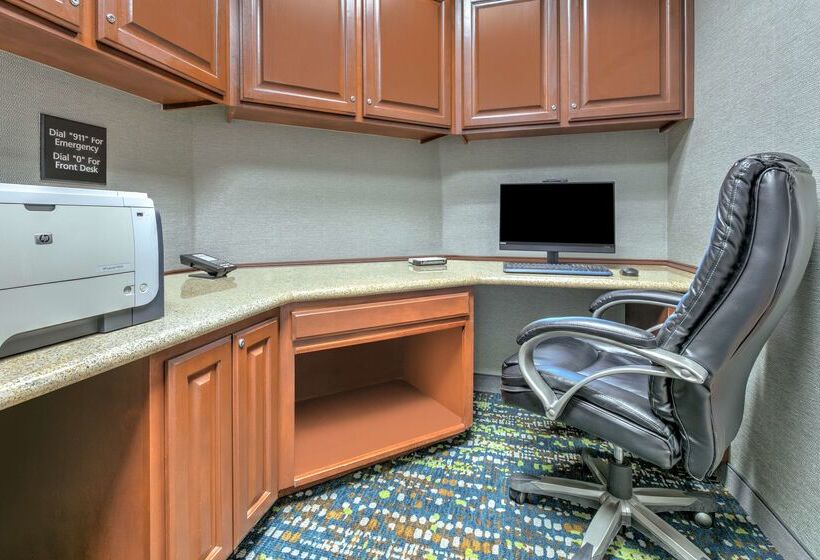 هتل Hampton Inn Kingsville