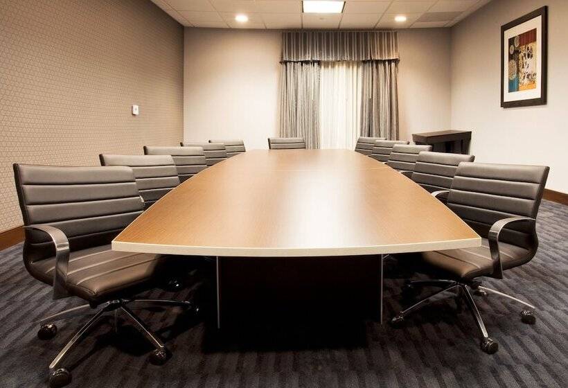 Holiday Inn Express Hotel & Suites Largo Clearwater, An Ihg