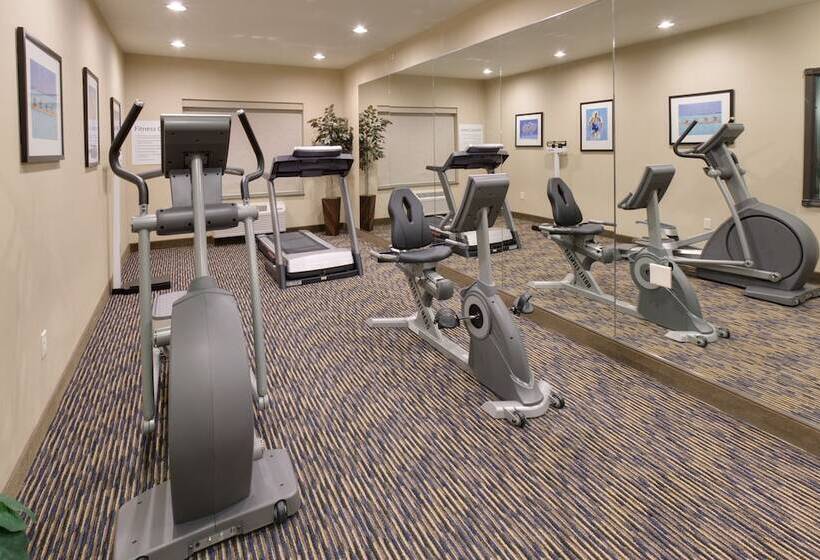 هتل Holiday Inn Express & Suites   Omaha I   80, An Ihg