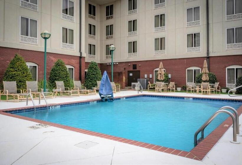 هتل Holiday Inn Express & Suites   Tuscaloosa University, An Ihg