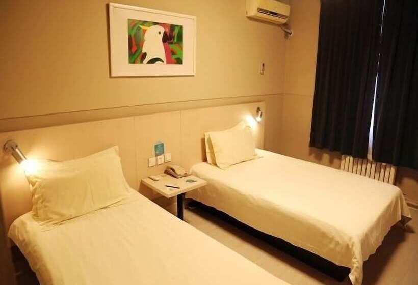 בית מלון כפרי Jinjiang Inn Jinan Beiyuan Street