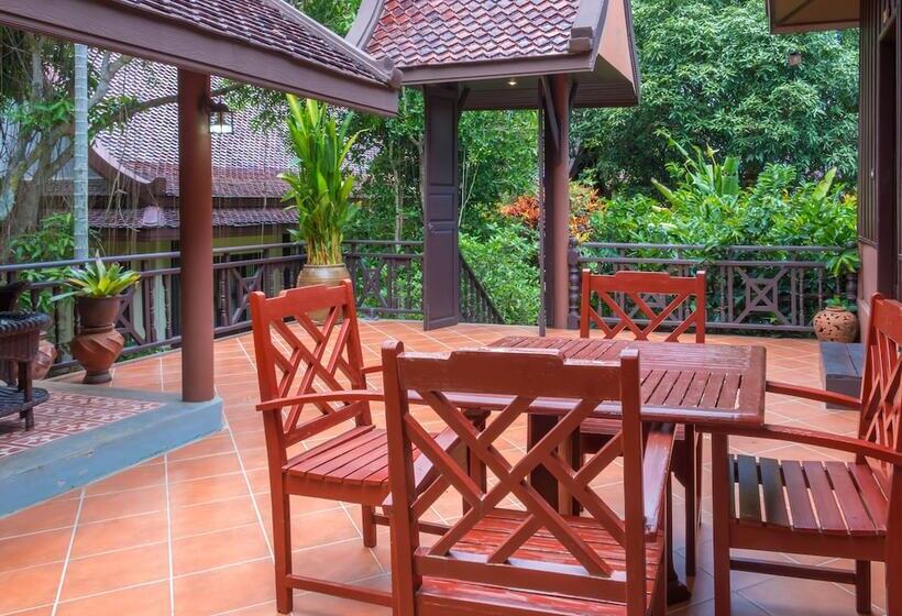 هتل Phuwanalee Resort