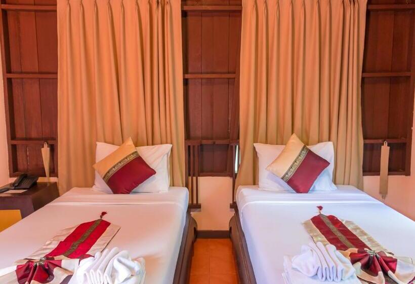 هتل Phuwanalee Resort