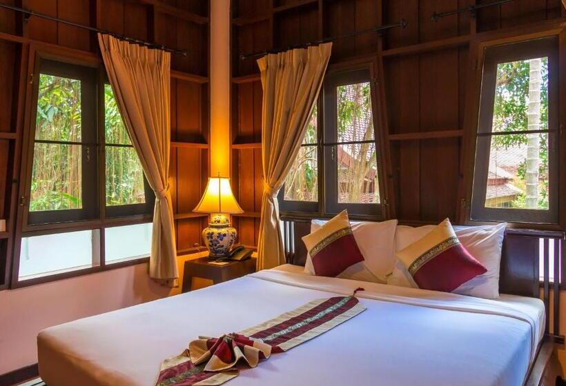 هتل Phuwanalee Resort