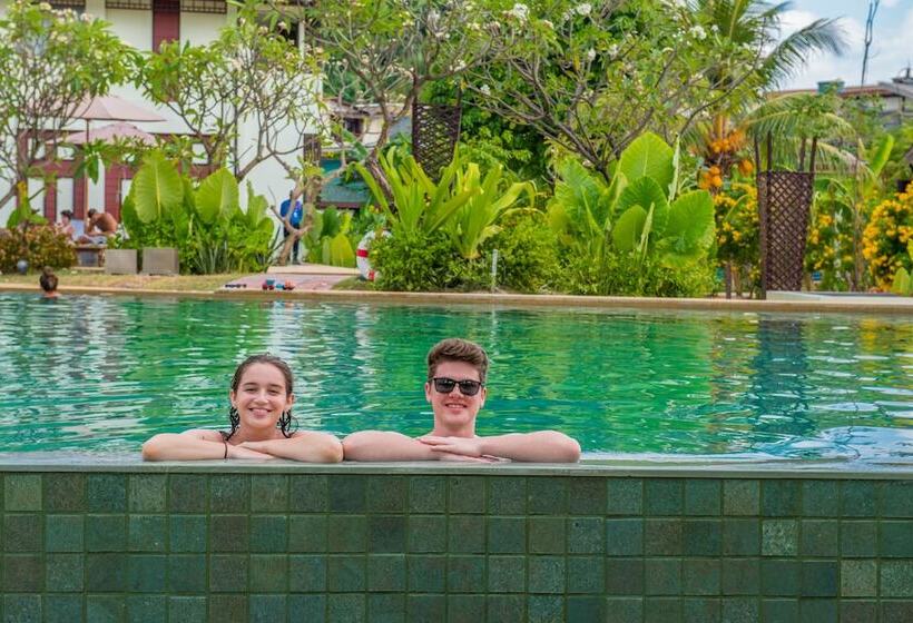 هتل Pp Charlie Beach Resort  Sha Plus