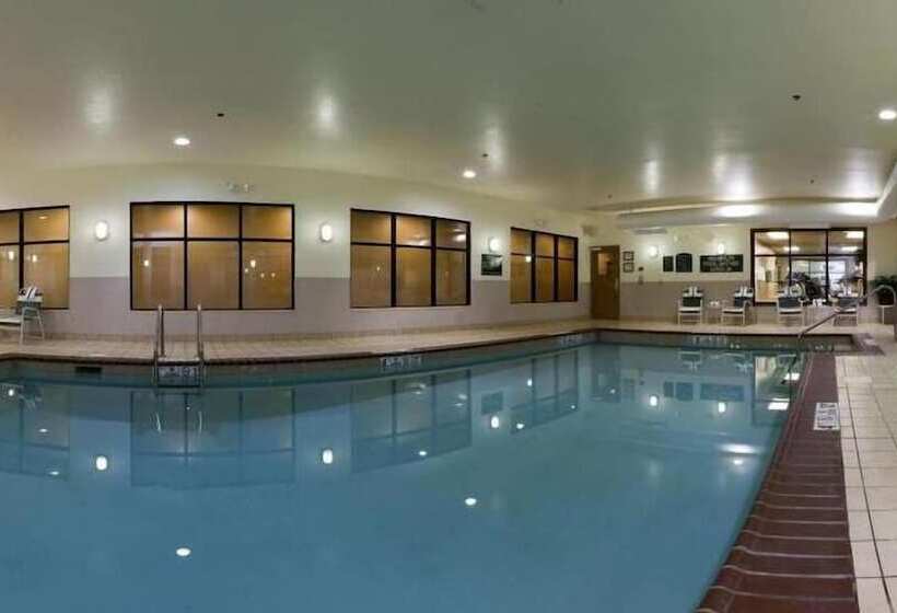 Holiday Inn Express Hotel And Suites Valparaiso, An Ihg