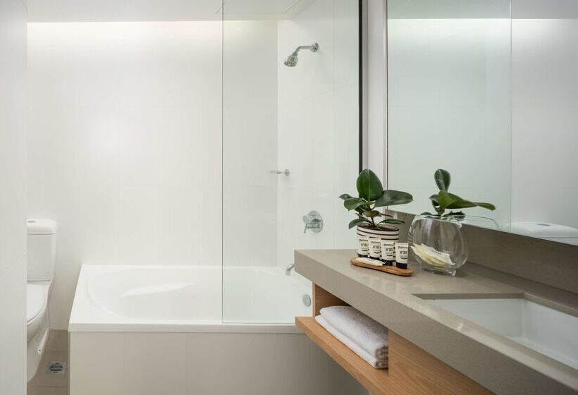 فندق Atura Dandenong