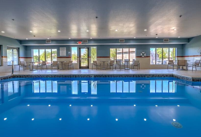 Holiday Inn Express Hotel & Suites Shelbyville, An Ihg