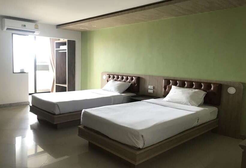 هتل Lopburi Residence