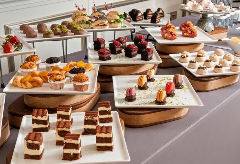 ホテル Rixos Pera Istanbul