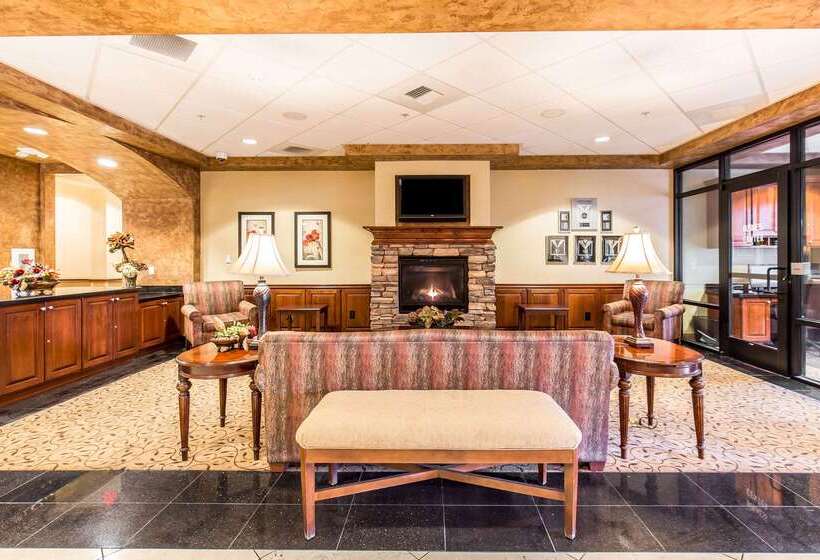 هتل Comfort Inn & Suites Henderson  Las Vegas