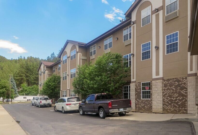 هتل Comfort Inn & Suites Mt. Rushmore