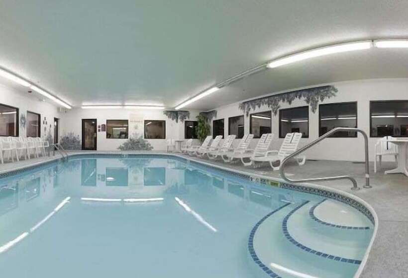 호텔 Holiday Inn Express & Suites Alliance, An Ihg