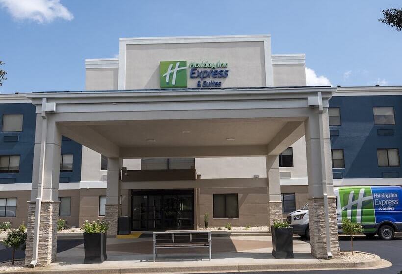 فندق Holiday Inn Express & Suites Greenville Airport, An Ihg