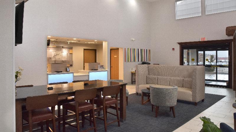 ホテル Holiday Inn Express Mount Pleasant  Scottdale, An Ihg