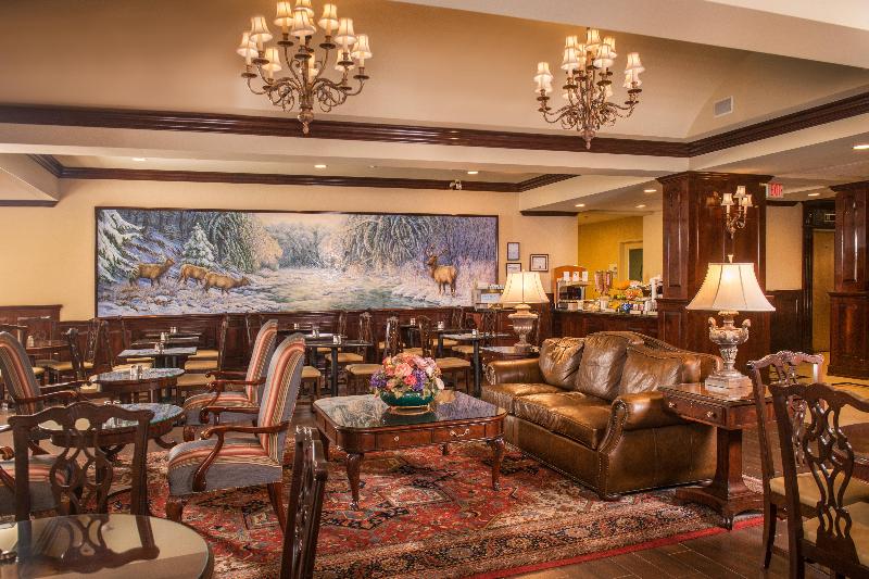 هتل Holiday Inn Express State College At Williamsburg Square, An Ihg