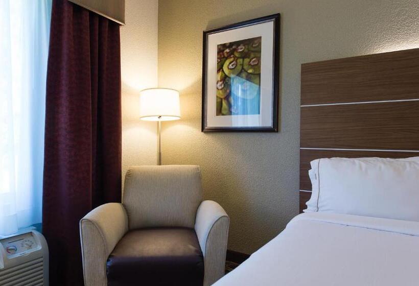 ホテル Holiday Inn Exp Walterboro By Ihg