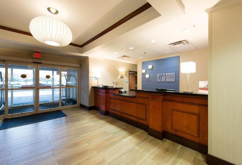ホテル Holiday Inn Exp Walterboro By Ihg