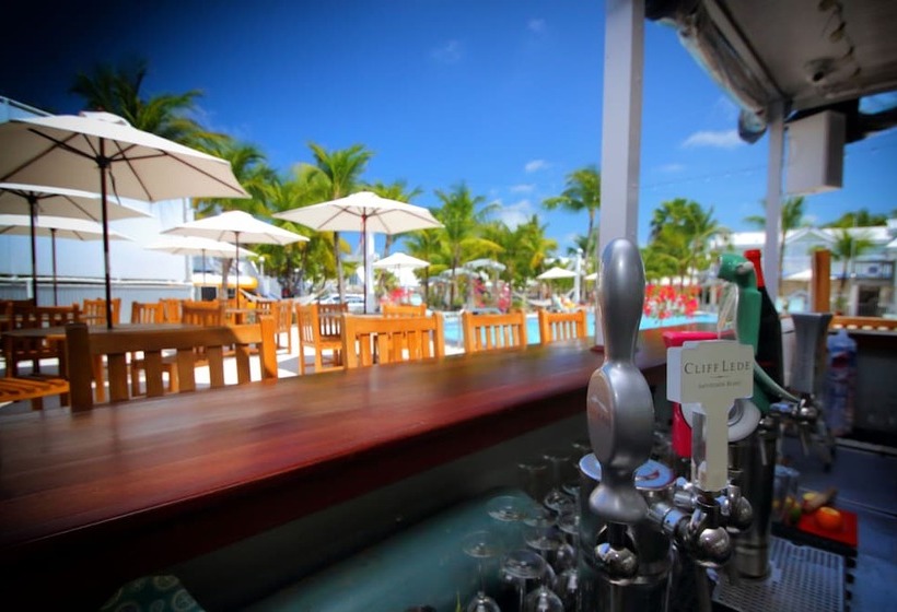 فندق Ibis Bay Resort