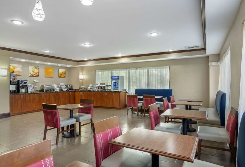 هتل Comfort Suites At Kennesaw State University