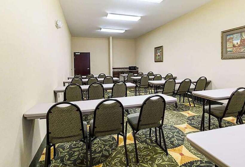 호텔 Days Inn & Suites By Wyndham Houston / West Energy Corridor