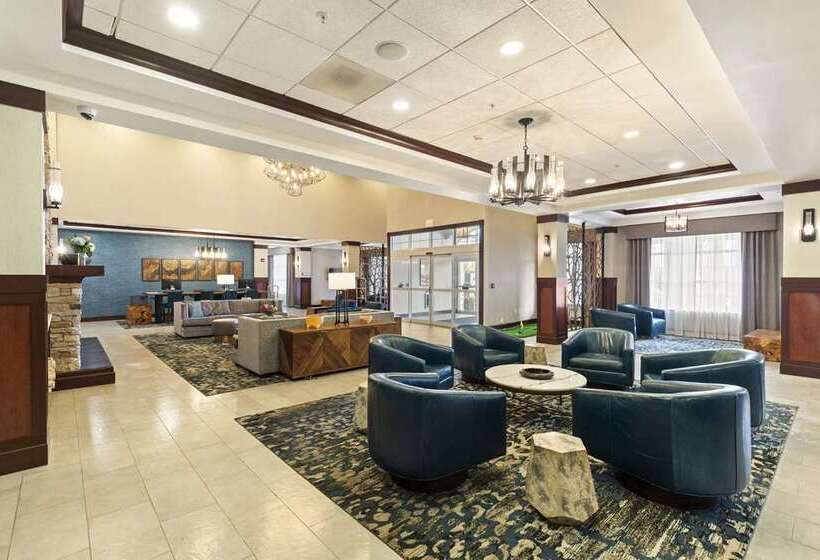 فندق Doubletree By Hilton Front Royal Blue Ridge Shadows