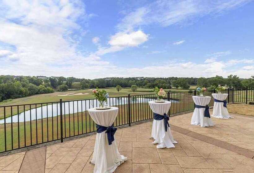 فندق Doubletree By Hilton Front Royal Blue Ridge Shadows