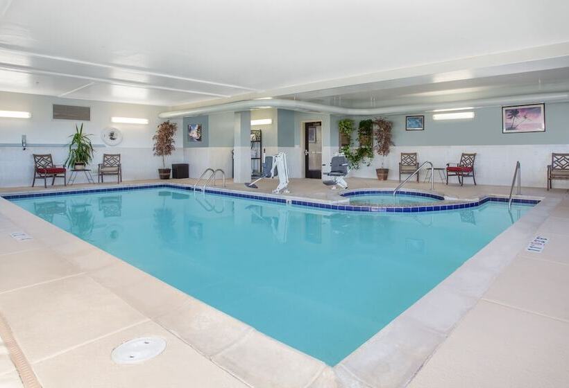 בית מלון כפרי First Choice Inn At The Swell