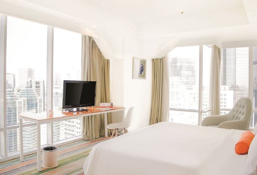 هتل Harris Suites Fx Sudirman