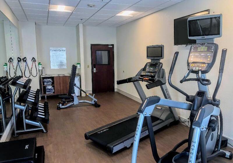 בית מלון כפרי Holiday Inn Express & Suites Hearne By Ihg