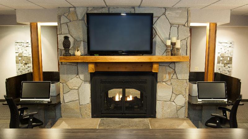 فندق Holiday Inn Express & Suites Cheney, An Ihg