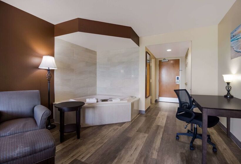 هتل Quality Inn & Suites