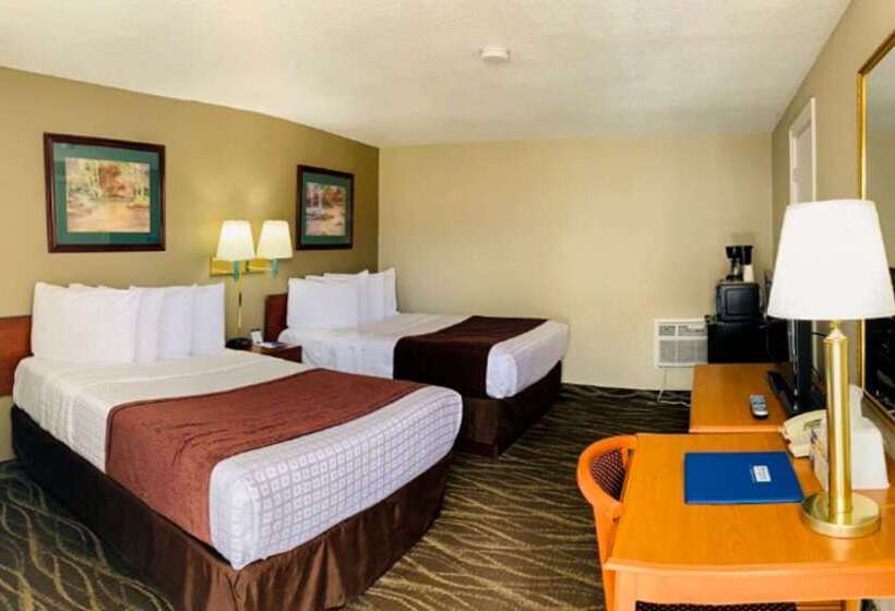 בית מלון כפרי Rodeway Inn & Suites Sheridan