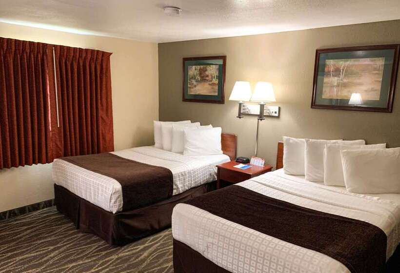 בית מלון כפרי Rodeway Inn & Suites Sheridan