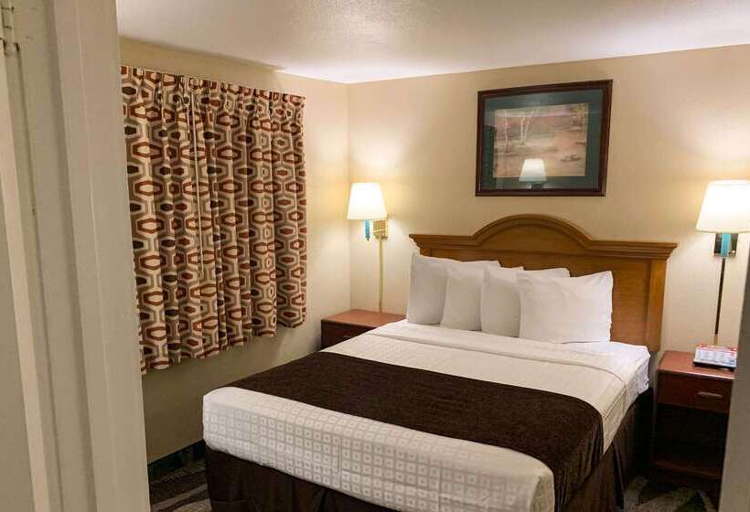 בית מלון כפרי Rodeway Inn & Suites Sheridan