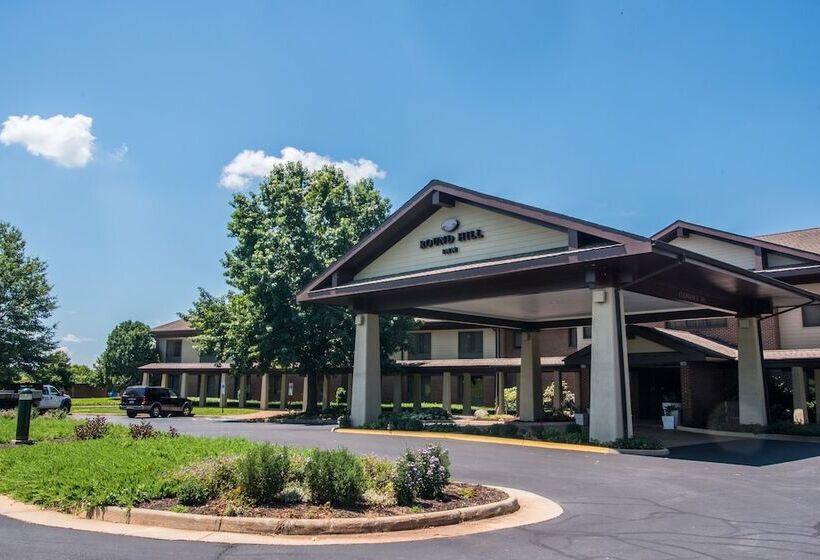 酒店 Round Hill Inn