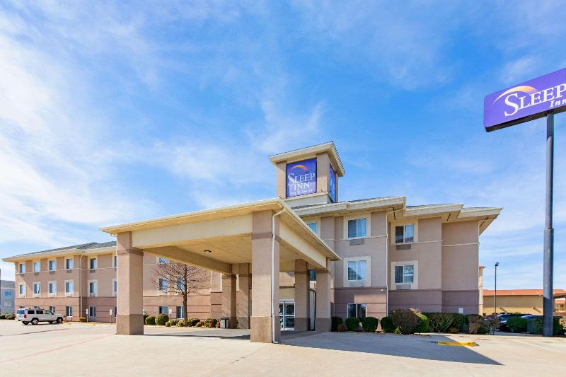 هتل Sleep Inn & Suites Near Fort Cavazos