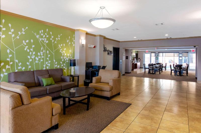 هتل Sleep Inn & Suites Near Fort Cavazos